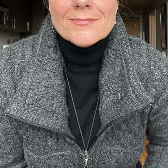 Aran Crafts Irish Merino Wool Cable Knit Coat - size Medium, Charcoal Grey. - Picture 3 of 10